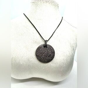 Elegant Black Pendant Necklace
